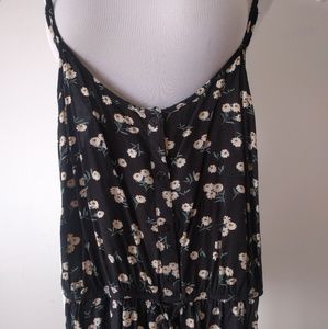 ❎ *Sold* Black Daisy Floral Romper